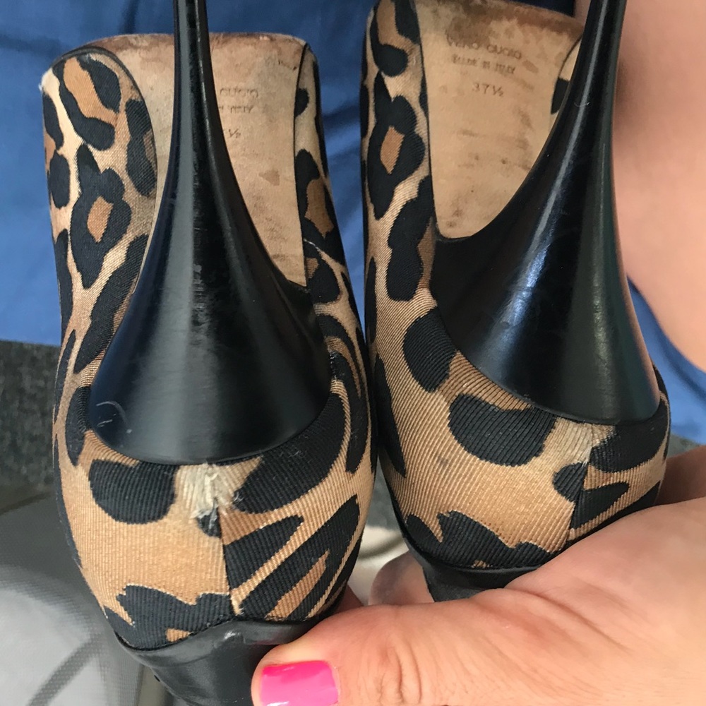 Shoes - Picture 5 of 6